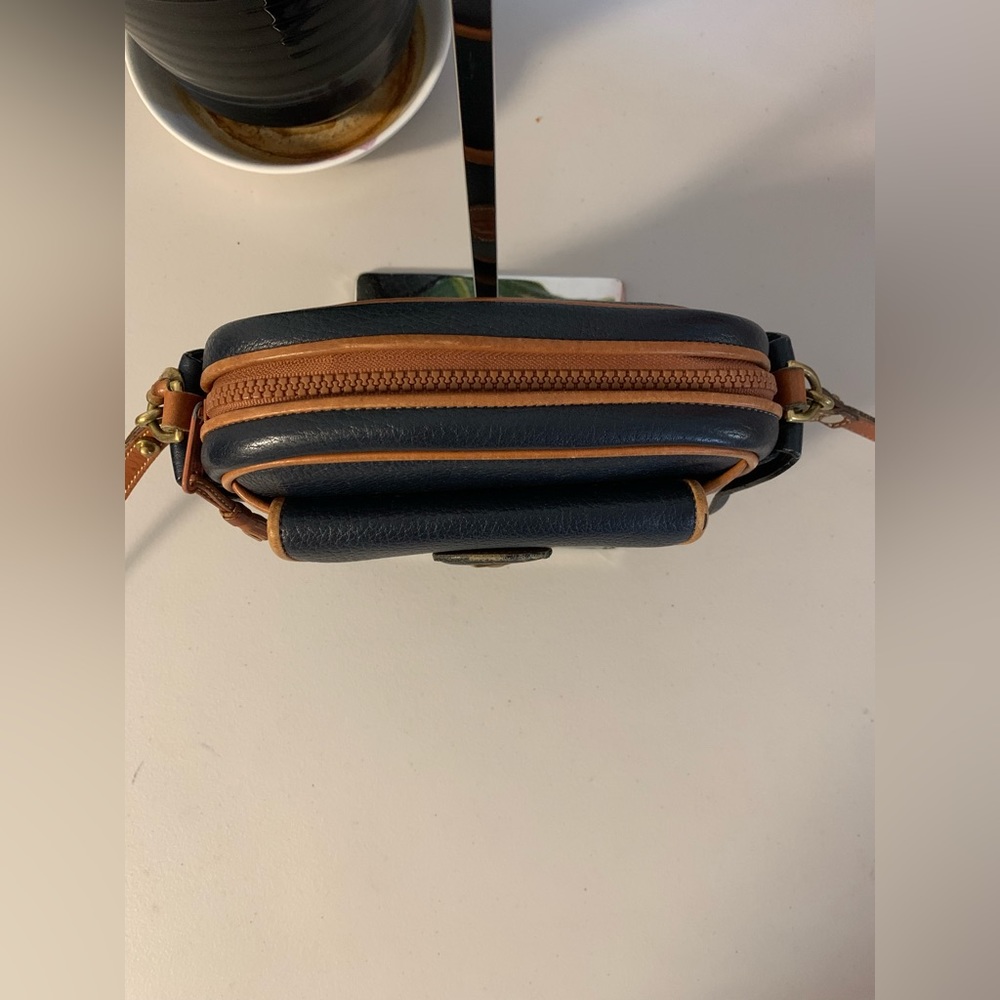 ππDooney & Bourke Crossbody/ Coin Purse AWL - Picture 4 of 16
